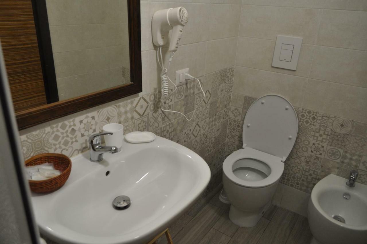 B&B La Dimora Di Rosa Матера Экстерьер фото